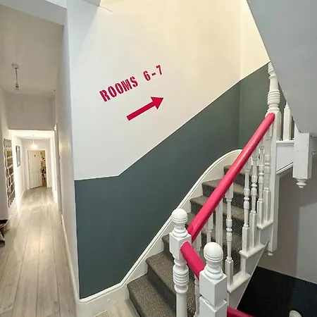 Pink Door Guesthouse-3